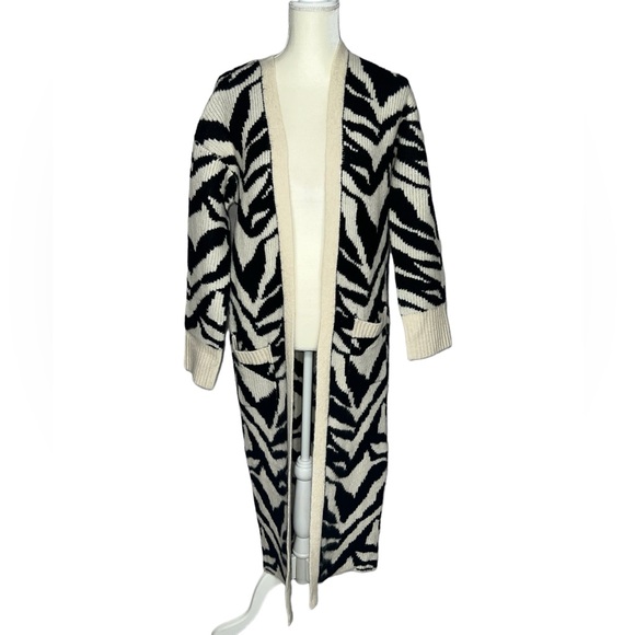 Express zebra long sweater duster cardigan size xsmall - Picture 3 of 10